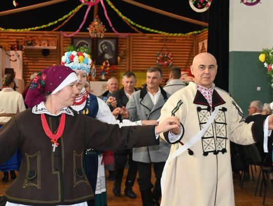 Od wróżby do zrękowin w Majdanie Górnym. Tak to kiedyś było [ZDJĘCIA]