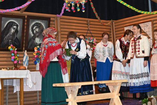 Od wróżby do zrękowin w Majdanie Górnym. Tak to kiedyś było [ZDJĘCIA]