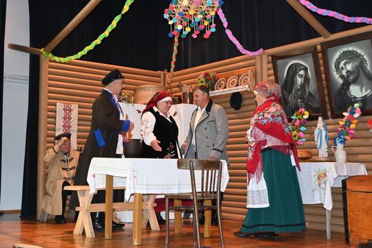 Od wróżby do zrękowin w Majdanie Górnym. Tak to kiedyś było [ZDJĘCIA]