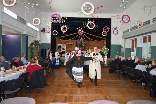 Od wróżby do zrękowin w Majdanie Górnym. Tak to kiedyś było [ZDJĘCIA]