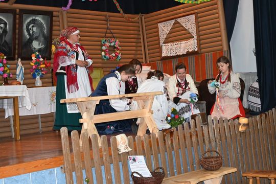 Od wróżby do zrękowin w Majdanie Górnym. Tak to kiedyś było [ZDJĘCIA]