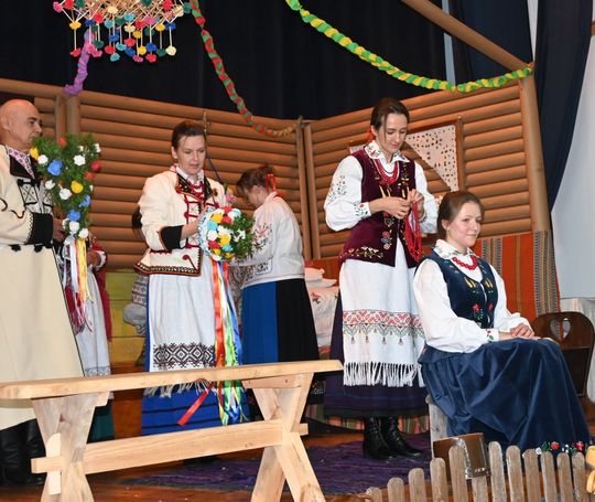 Od wróżby do zrękowin w Majdanie Górnym. Tak to kiedyś było [ZDJĘCIA]