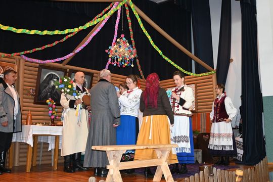 Od wróżby do zrękowin w Majdanie Górnym. Tak to kiedyś było [ZDJĘCIA]