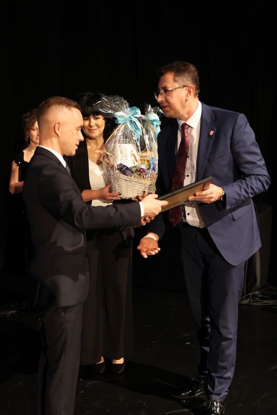 Gala jubileuszowa z okazji 60-lecia Tomaszowskiego Domu Kultury [ZDJĘCIA]