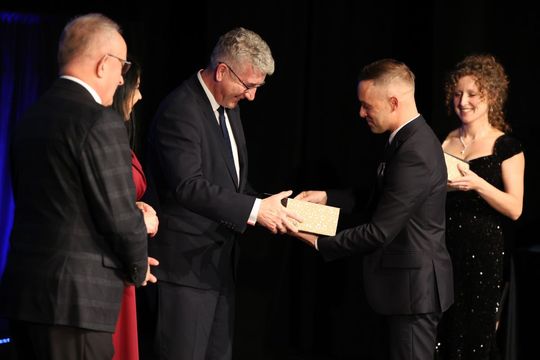 Gala jubileuszowa z okazji 60-lecia Tomaszowskiego Domu Kultury [ZDJĘCIA]