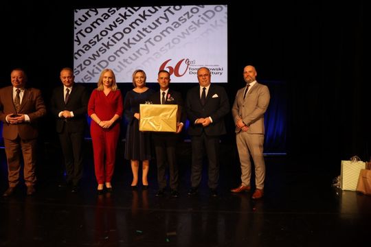 Gala jubileuszowa z okazji 60-lecia Tomaszowskiego Domu Kultury [ZDJĘCIA]