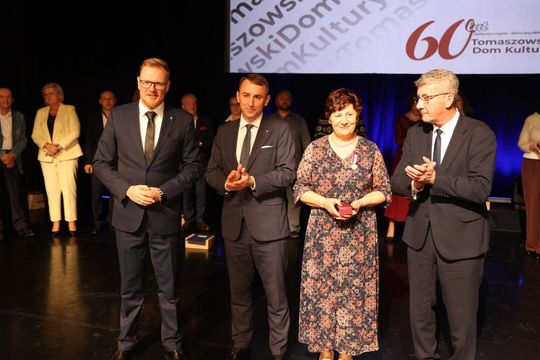 Gala jubileuszowa z okazji 60-lecia Tomaszowskiego Domu Kultury [ZDJĘCIA]