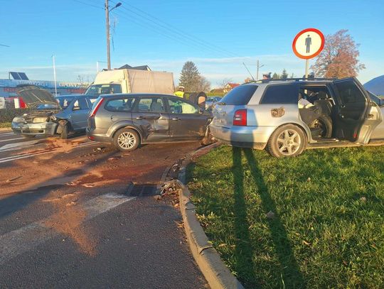 Karambol na ulicy Basaja w Hrubieszowie [ZDJĘCIA]