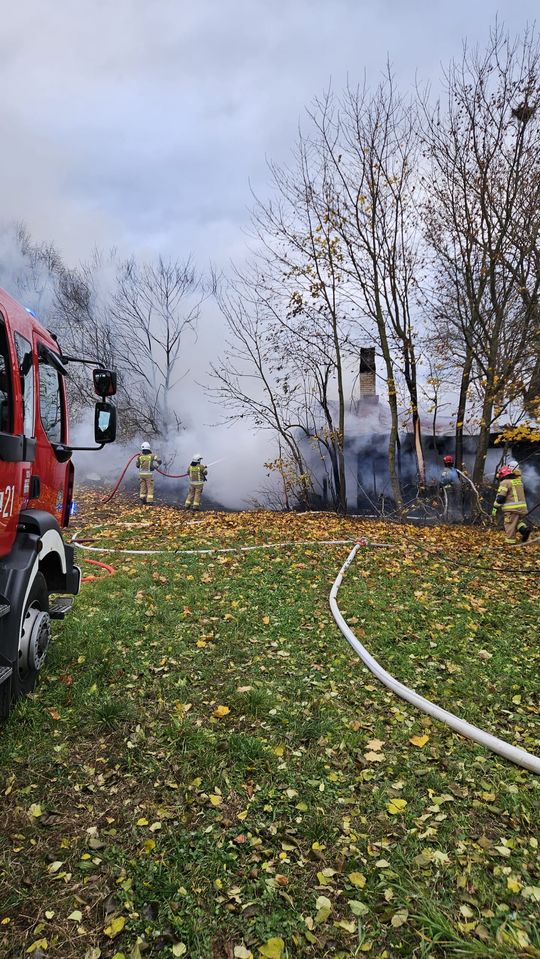 Tragiczny pożar. W domu znaleziono ciało mężczyzny [ZDJĘCIA]