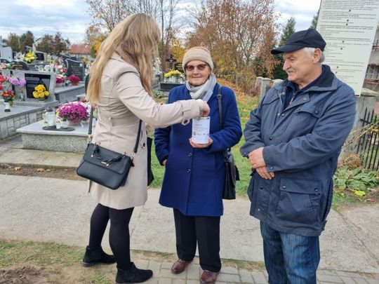 Kwesta na cmentarzu w Tyszowcach [ZDJĘCIA]