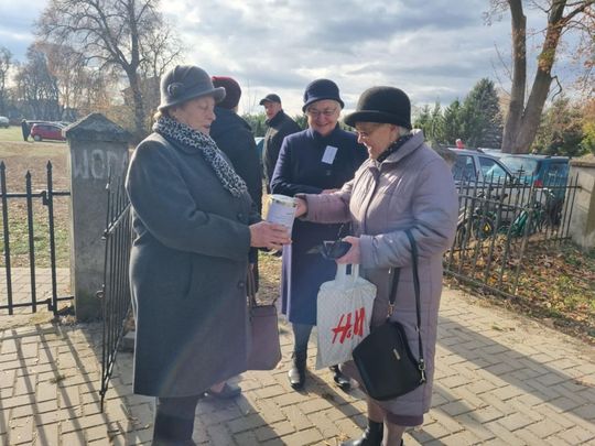 Kwesta na cmentarzu w Tyszowcach [ZDJĘCIA]