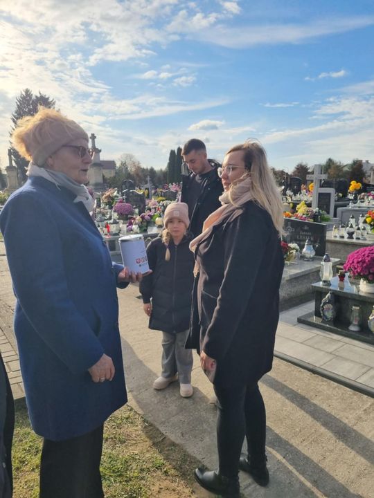 Kwesta na cmentarzu w Tyszowcach [ZDJĘCIA]