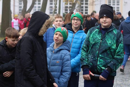 Bieg Niepodległości w Tomaszowie Lubelskim. Blisko 250 uczniów na starcie [ZDJĘCIA]