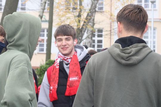 Bieg Niepodległości w Tomaszowie Lubelskim. Blisko 250 uczniów na starcie [ZDJĘCIA]