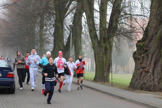 Bieg Niepodległości w Tomaszowie Lubelskim. Blisko 250 uczniów na starcie [ZDJĘCIA]