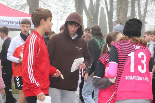 Bieg Niepodległości w Tomaszowie Lubelskim. Blisko 250 uczniów na starcie [ZDJĘCIA]