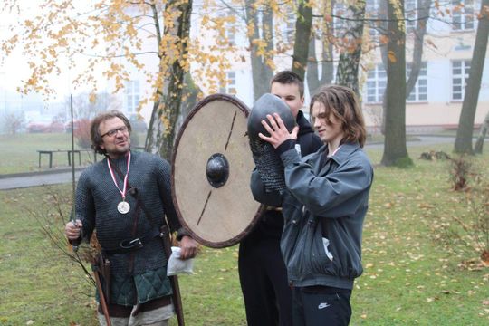 Bieg Niepodległości w Tomaszowie Lubelskim. Blisko 250 uczniów na starcie [ZDJĘCIA]