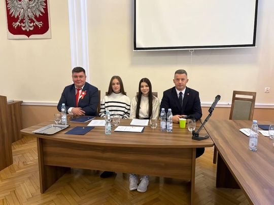 Młodzieżowa Rada Miasta Szczebrzeszyn Młodzieżowa Rada Miasta Szczebrzeszyn