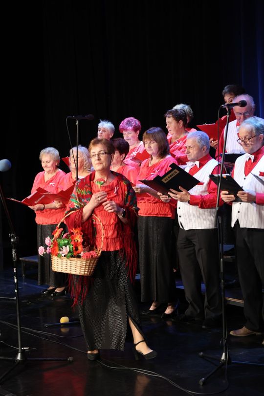 XVII Powiatowy Przegląd Pieśni Patriotycznych i Legionowych [ZDJĘCIA]