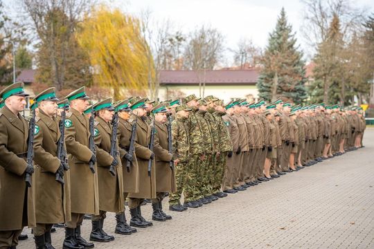 Kilkaset awansów, medale i odznaki dla funkcjonariuszy NOSG [ZDJĘCIA]