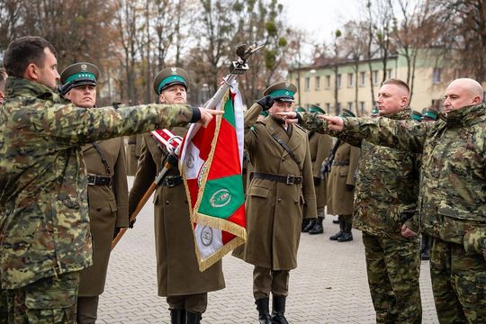 Kilkaset awansów, medale i odznaki dla funkcjonariuszy NOSG [ZDJĘCIA]