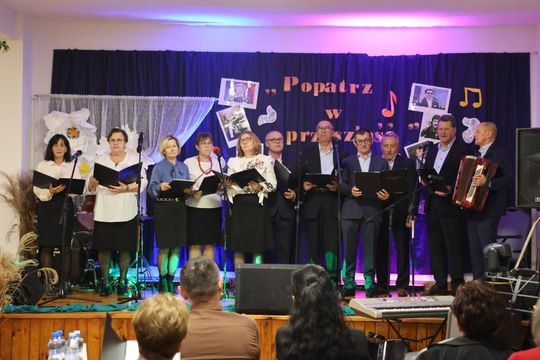 Festiwal Muzyki i Smaków Pokoleń „Popatrz w przyszłość” w Pukarzowie [ZDJĘCIA]