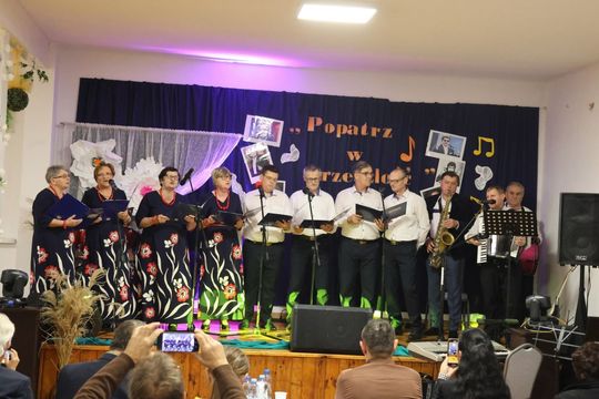 Festiwal Muzyki i Smaków Pokoleń „Popatrz w przyszłość” w Pukarzowie [ZDJĘCIA]