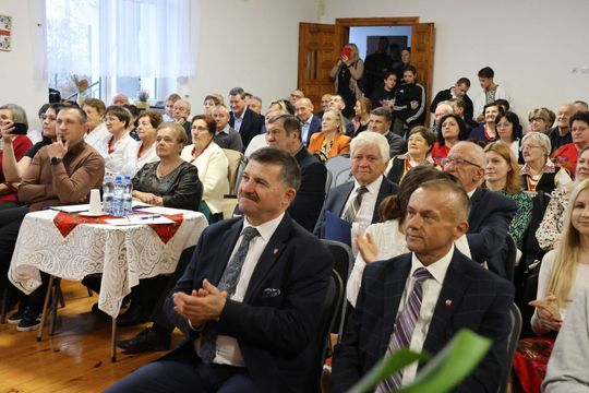 Festiwal Muzyki i Smaków Pokoleń „Popatrz w przyszłość” w Pukarzowie [ZDJĘCIA]