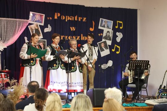 Festiwal Muzyki i Smaków Pokoleń „Popatrz w przyszłość” w Pukarzowie [ZDJĘCIA]