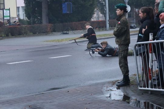 Widowiskowa rekonstrukcja „Rajd Kostka – Rozbicie Katowni UB w Tomaszowie Lubelskim” [ZDJĘCIA]