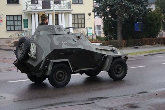 Widowiskowa rekonstrukcja „Rajd Kostka – Rozbicie Katowni UB w Tomaszowie Lubelskim” [ZDJĘCIA]