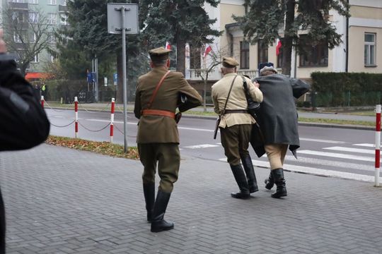 Widowiskowa rekonstrukcja „Rajd Kostka – Rozbicie Katowni UB w Tomaszowie Lubelskim” [ZDJĘCIA]