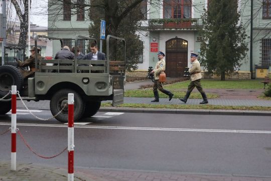 Widowiskowa rekonstrukcja „Rajd Kostka – Rozbicie Katowni UB w Tomaszowie Lubelskim” [ZDJĘCIA]