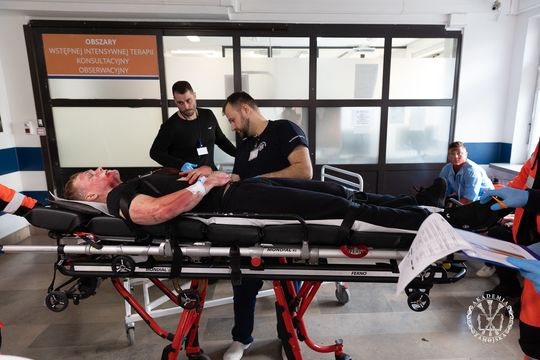 Zamojskie służby ćwiczyły co robić, w razie ataku na szkołę [ZDJĘCIA]