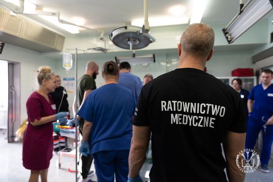 Zamojskie służby ćwiczyły co robić, w razie ataku na szkołę [ZDJĘCIA]