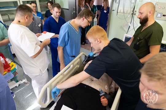 Zamojskie służby ćwiczyły co robić, w razie ataku na szkołę [ZDJĘCIA]