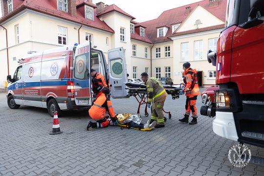 Zamojskie służby ćwiczyły co robić, w razie ataku na szkołę [ZDJĘCIA]