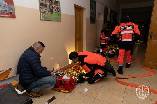 Zamojskie służby ćwiczyły co robić, w razie ataku na szkołę [ZDJĘCIA]