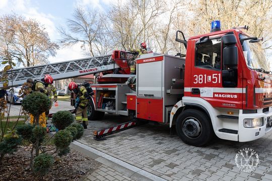 Zamojskie służby ćwiczyły co robić, w razie ataku na szkołę [ZDJĘCIA]