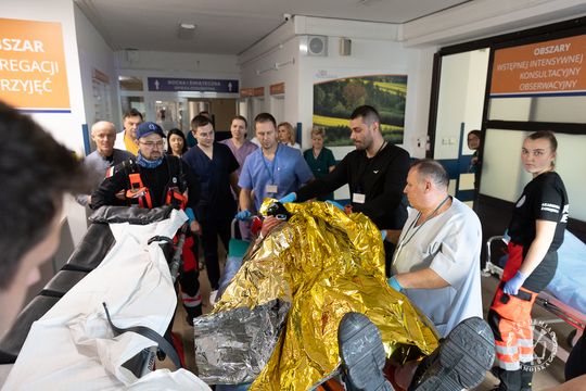 Zamojskie służby ćwiczyły co robić, w razie ataku na szkołę [ZDJĘCIA]