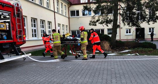Zamojskie służby ćwiczyły co robić, w razie ataku na szkołę [ZDJĘCIA]