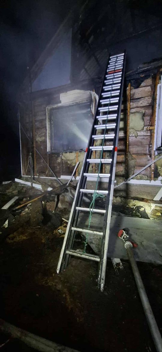 Tragiczny pożar. Nie żyje 53-latek [ZDJĘCIA]