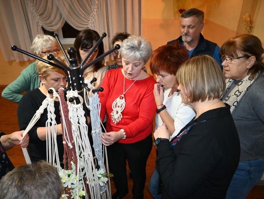 Warsztaty makramy w Jezierni [ZDJĘCIA]