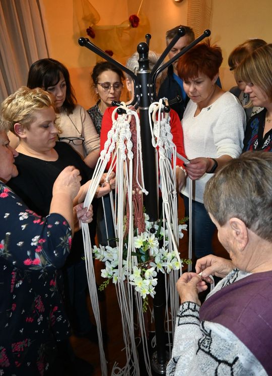 Warsztaty makramy w Jezierni [ZDJĘCIA]