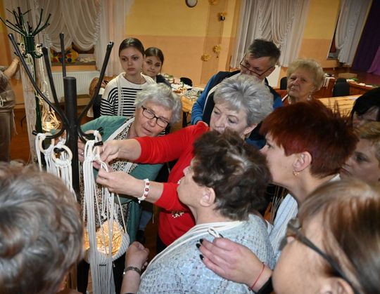 Warsztaty makramy w Jezierni [ZDJĘCIA]