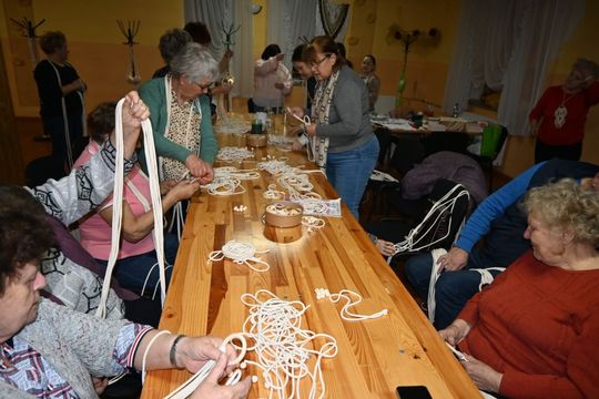 Warsztaty makramy w Jezierni [ZDJĘCIA]