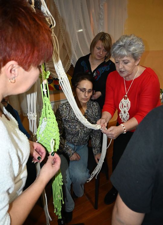 Warsztaty makramy w Jezierni [ZDJĘCIA]