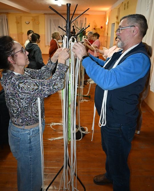 Warsztaty makramy w Jezierni [ZDJĘCIA]