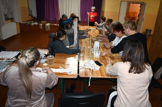 Warsztaty makramy w Jezierni [ZDJĘCIA]