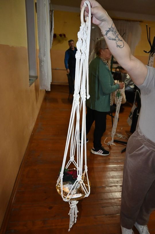 Warsztaty makramy w Jezierni [ZDJĘCIA]